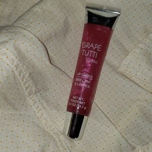 Grape Tutti scented lip gloss NEW
